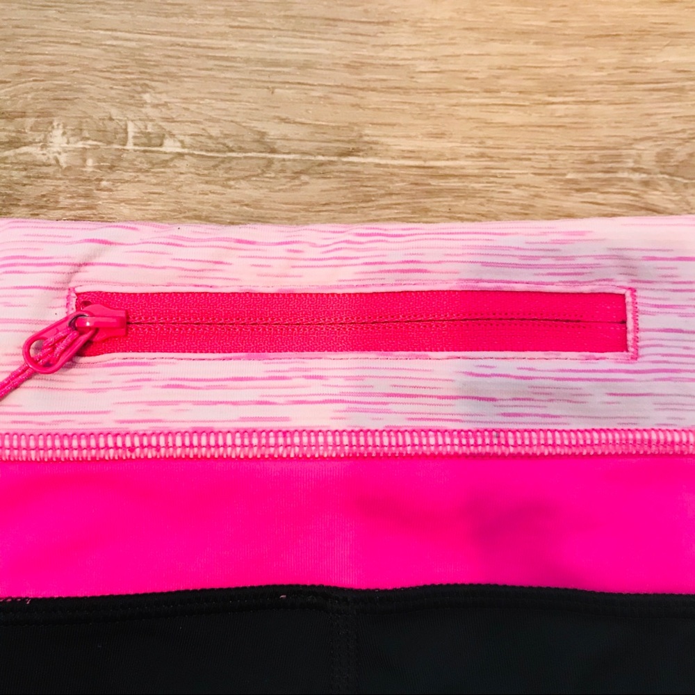 Lululemon legging capris color block - Picture 6 of 10